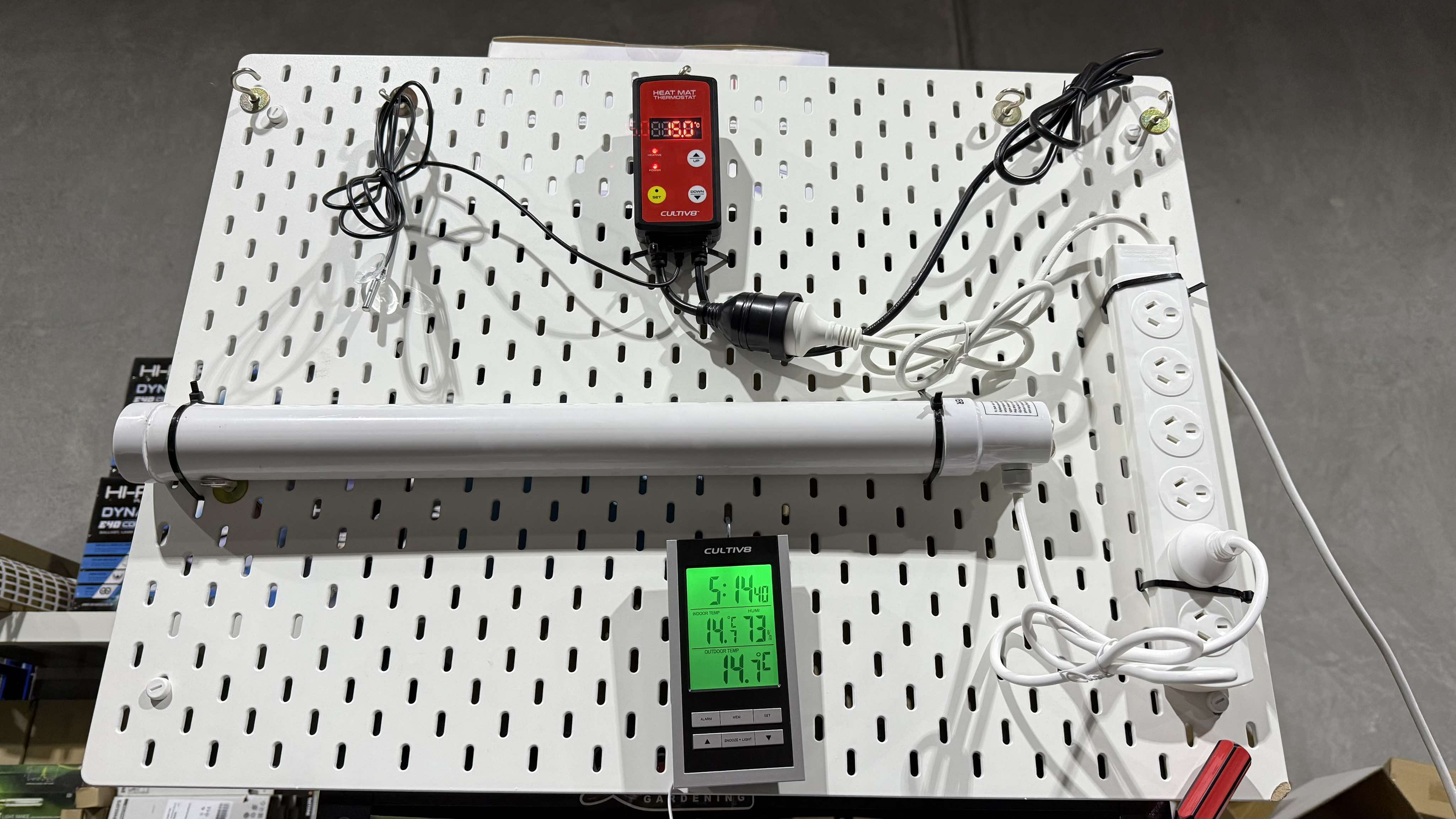 Cultiv8 Tube Heater Heat Bars: Efficient, Low-Energy Heating