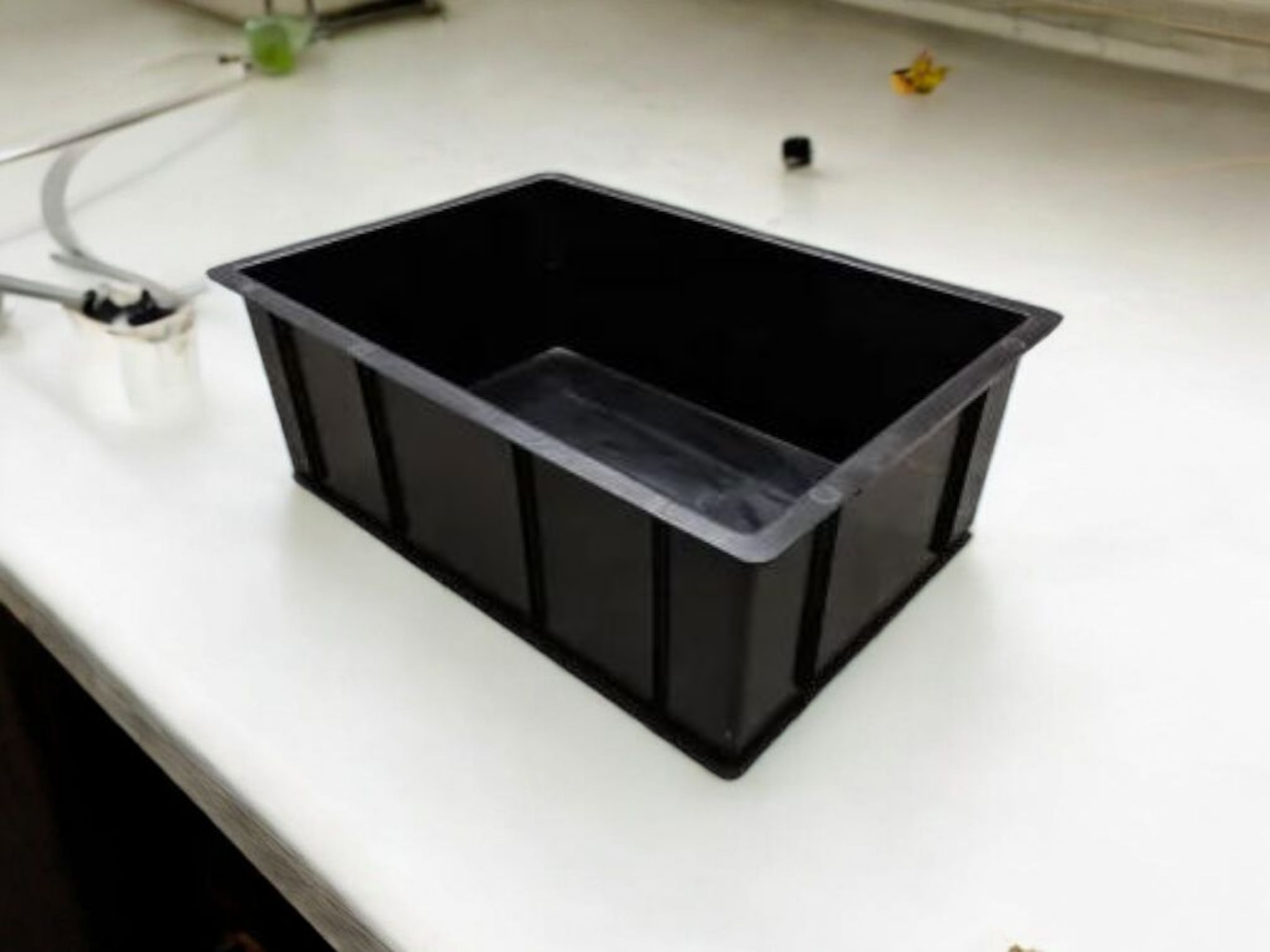 Tub Solid Black 65L