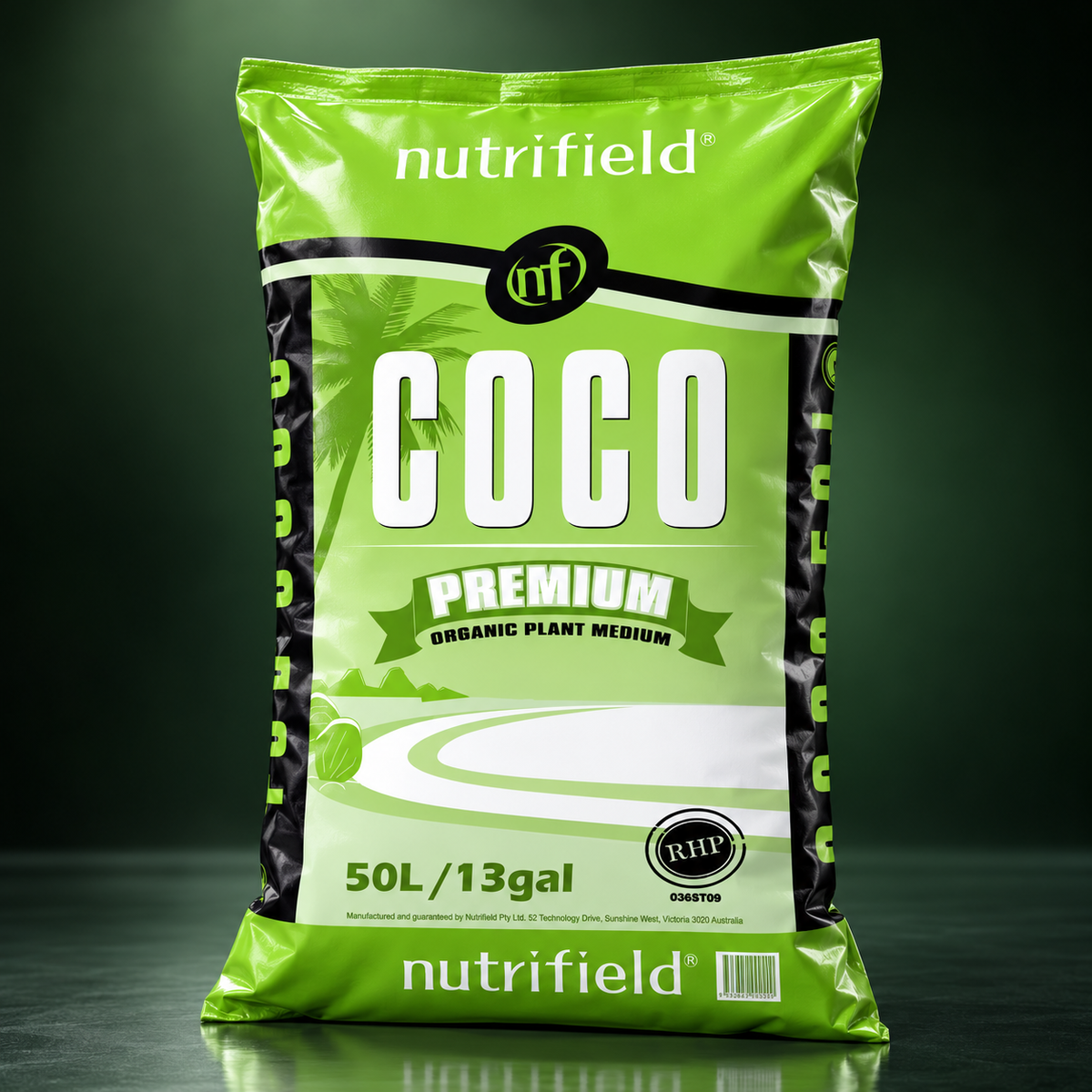 AI-created premium three-dimensional studio render of the green Nutrifield Coco Premium 50L bag on a dark green background.